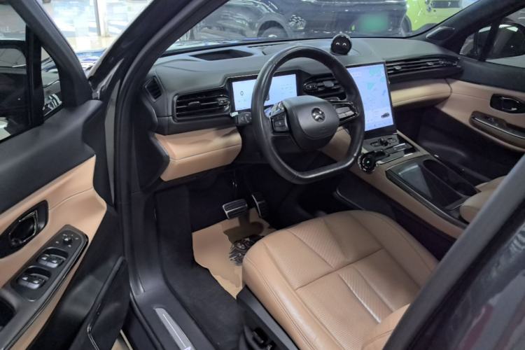 Used Nio ES8 2022 75 kWh Six-Seater Version Driver Seat