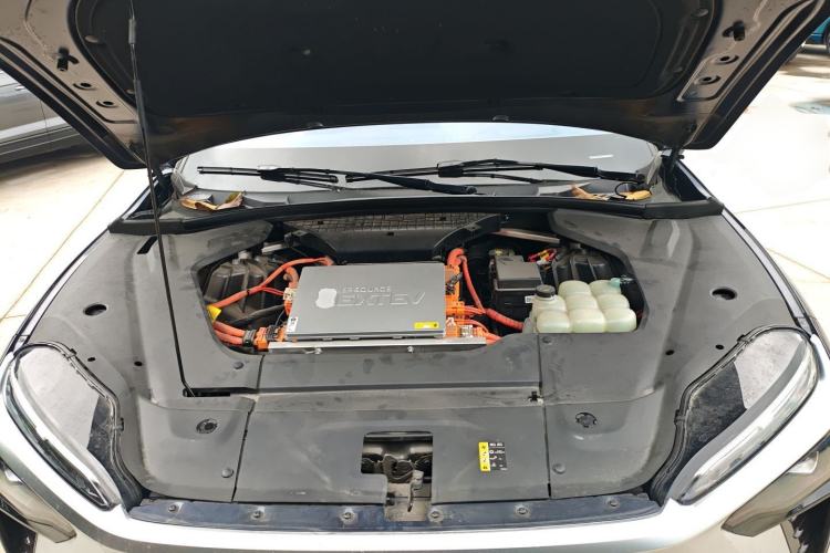 Used Nio ES8 2022 100kWh Flagship Edition Six-Seater Engine Bay