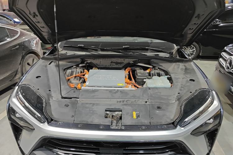 Used Nio ES8 2022 75 kWh Six-Seater Version Engine Bay