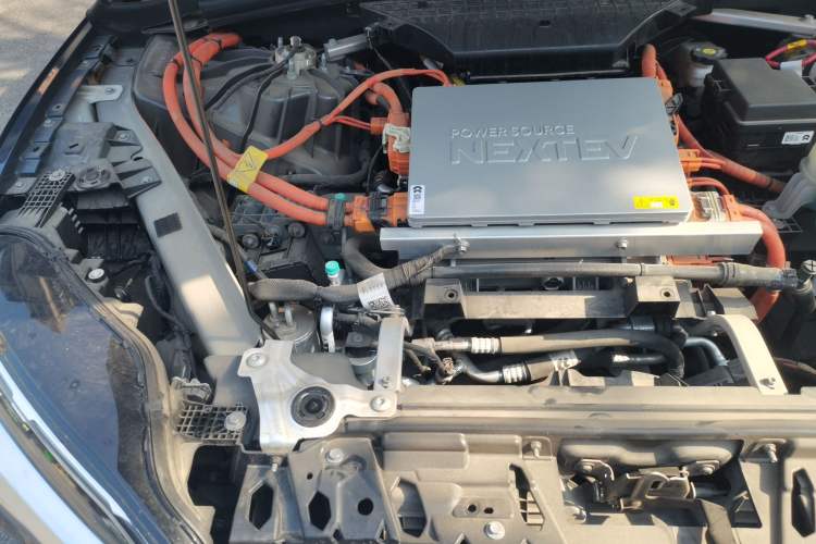 Used Nio ES8 2022 75 kWh Flagship Version Six Seats Engine Bay Right