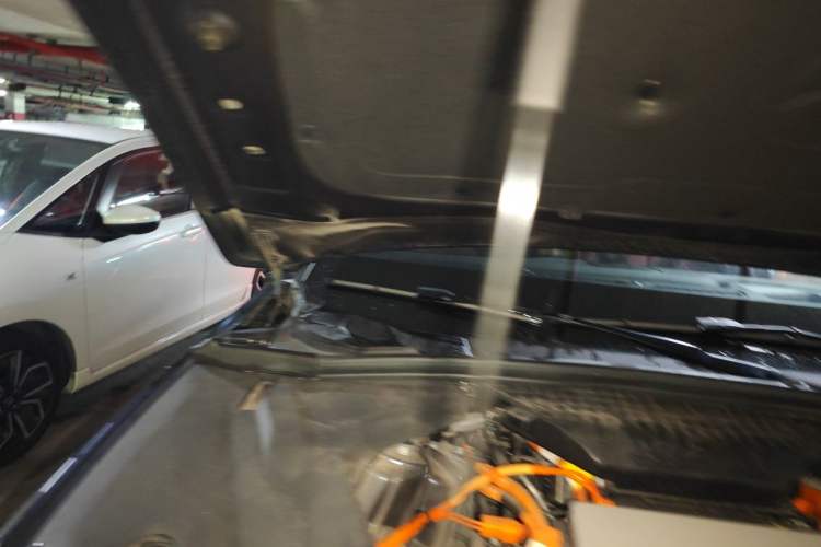 Used Nio ES8 2022 100kWh Flagship Edition Six-Seater Engine Bay Right