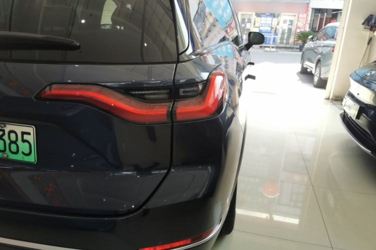 Used Nio ES8 2022 100 kWh Six-Seater Version Exterior 3
