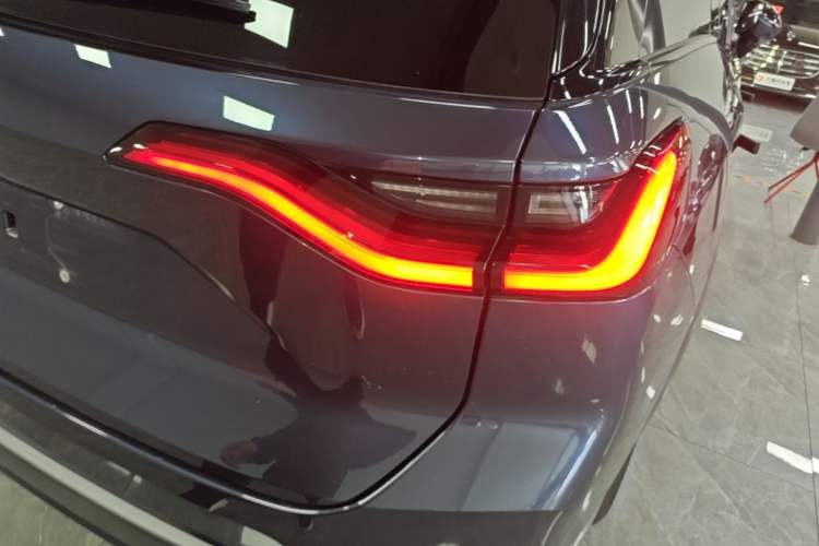 Used Nio ES8 2022 75 kWh 7-Seater Version Exterior 3