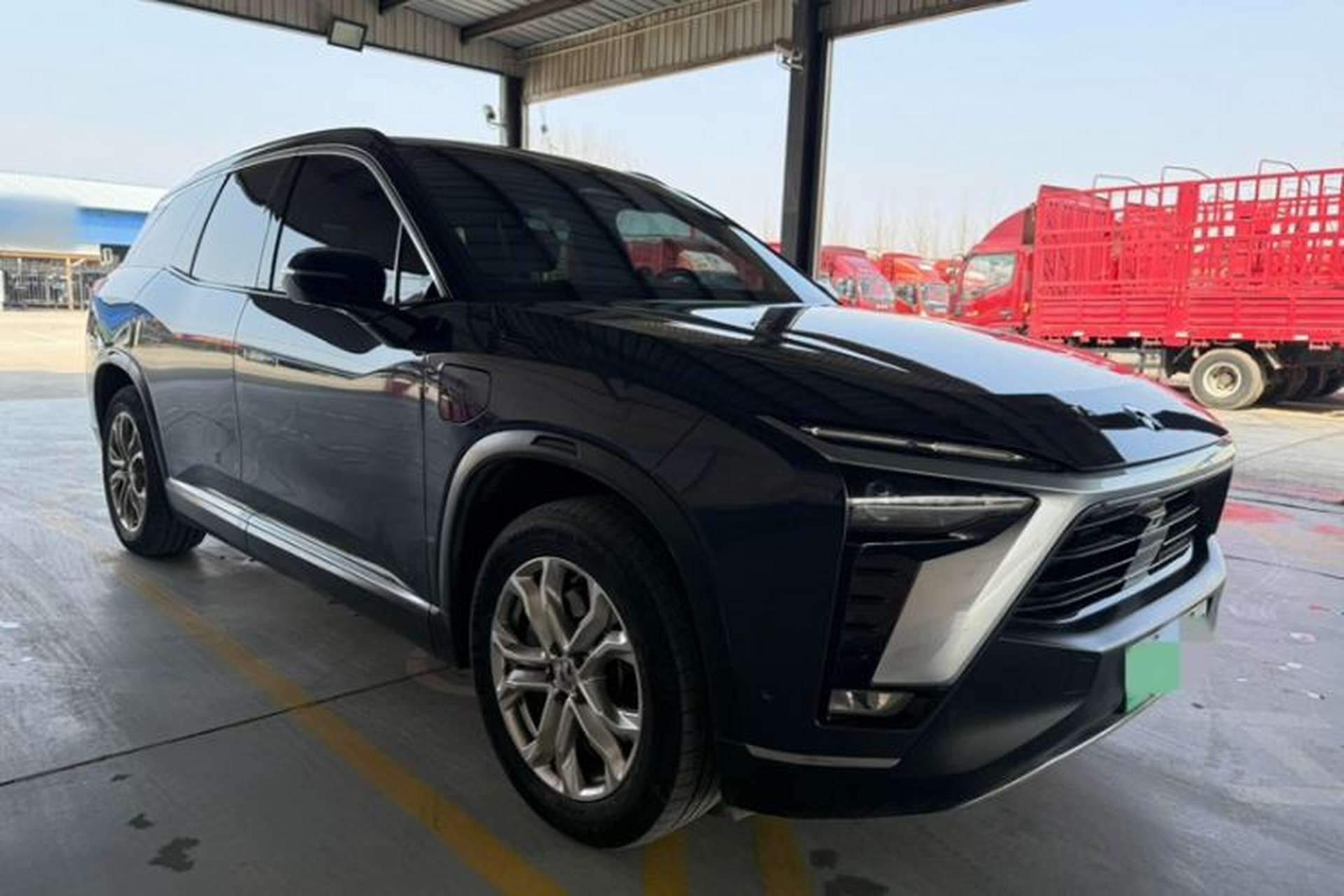 Used Nio ES8 2022 100 kWh Six-Seater Version Exterior 3