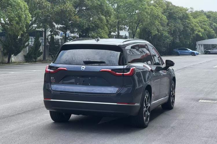 Used Nio ES8 2022 75 kWh 7-Seater Version Exterior 4
