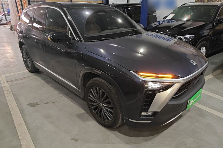 Used Nio ES8 2022 75 kWh Six-Seater Version Front Right 45 Deg