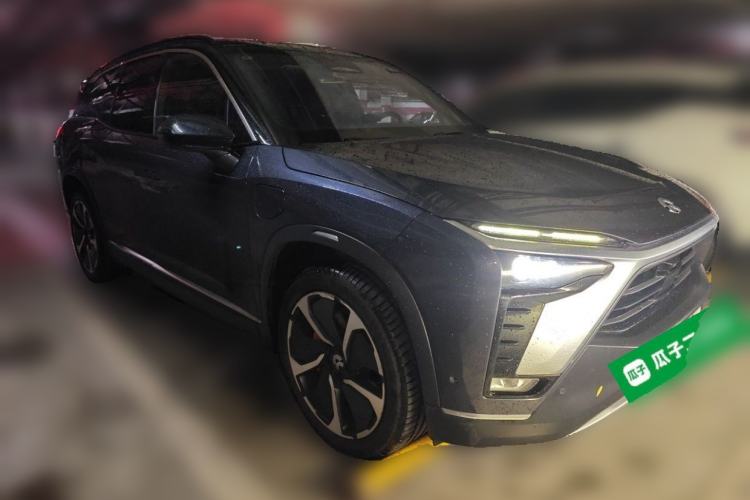 Used Nio ES8 2022 100kWh Flagship Edition Six-Seater Front Right 45 Deg