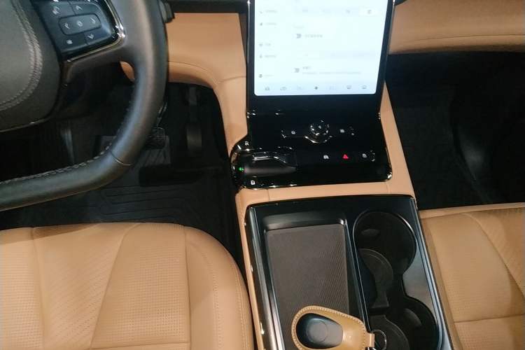 Used Nio ES8 2022 75 kWh 7-Seater Version Gear Lever