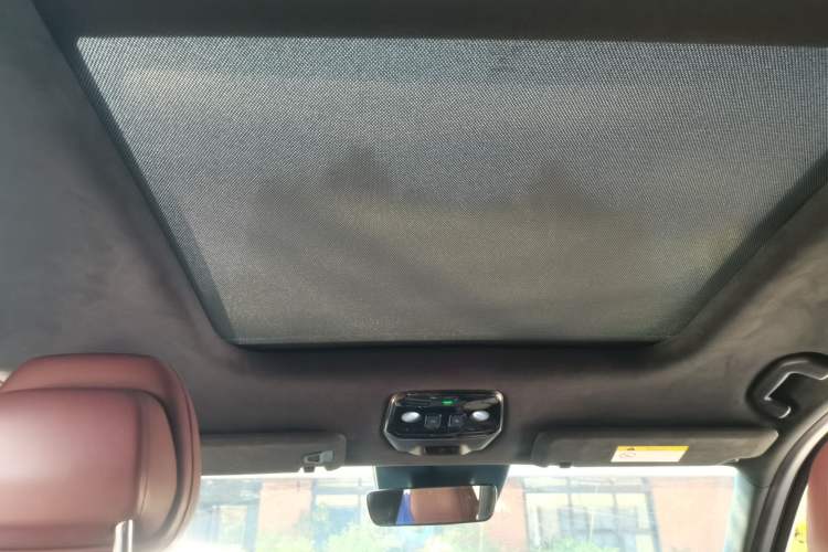 Used Nio ES8 2022 75 kWh Flagship Version Six Seats Headliner