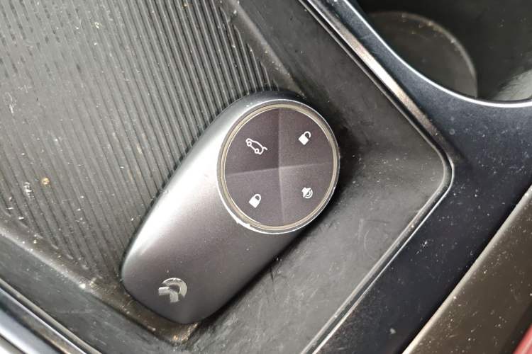 Used Nio ES8 2022 100kWh Flagship Edition Six-Seater Interior 1