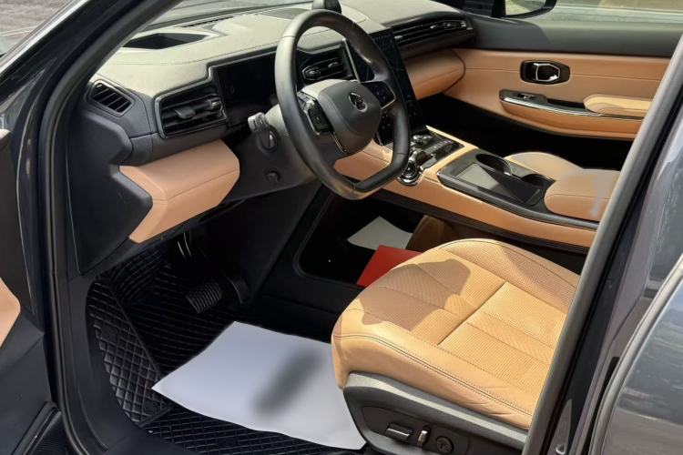 Used Nio ES8 2022 75 kWh 7-Seater Version Interior 1