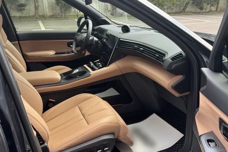 Used Nio ES8 2022 75 kWh 7-Seater Version Interior 10