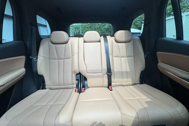 Used Nio ES8 2022 75 kWh 7-Seater Version Interior 12