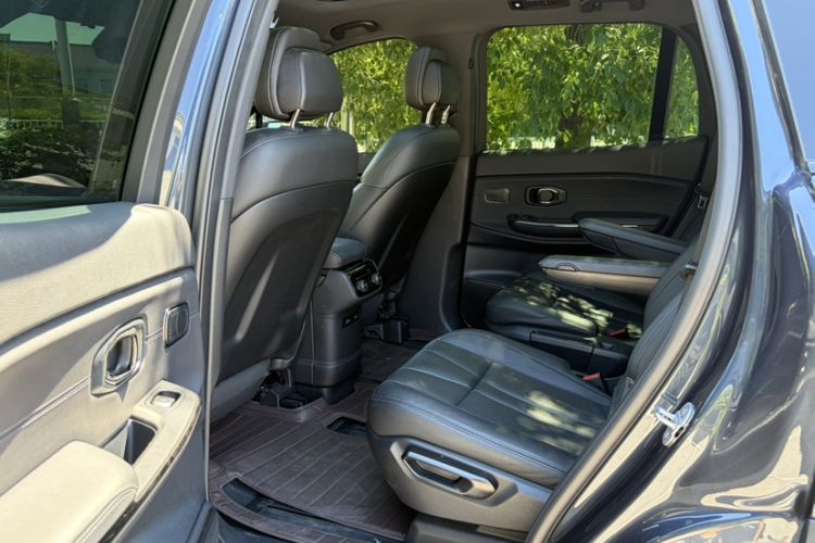 Used Nio ES8 2022 100 kWh Six-Seater Version Interior 5