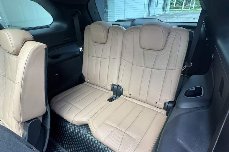 Used Nio ES8 2022 75 kWh 7-Seater Version Interior 9
