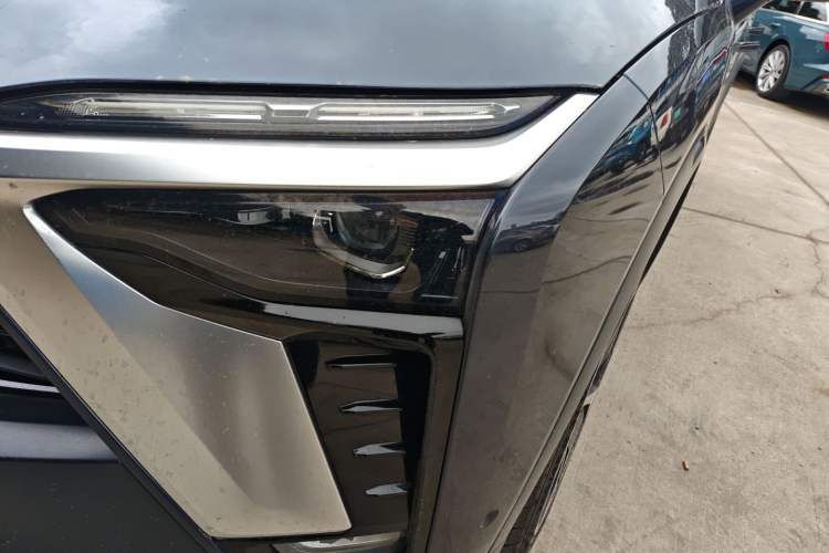 Used Nio ES8 2022 100kWh Flagship Edition Six-Seater Left Front Headlight