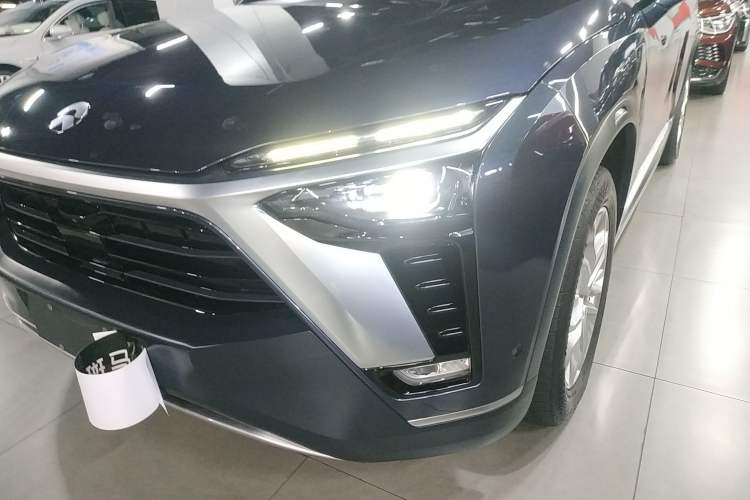 Used Nio ES8 2022 75 kWh 7-Seater Version Left Front Headlight