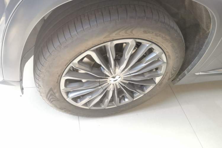 Used Nio ES8 2022 100 kWh Six-Seater Version Left Front Wheel Hub