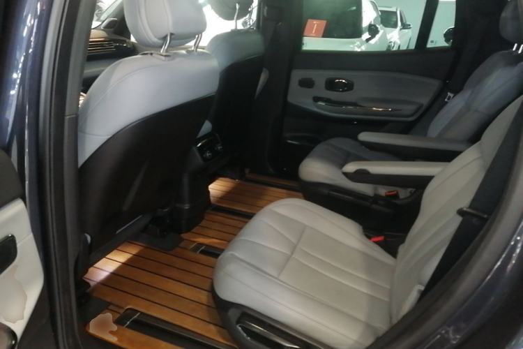 Used Nio ES8 2022 100 kWh Six-Seater Version Left Rear Seat