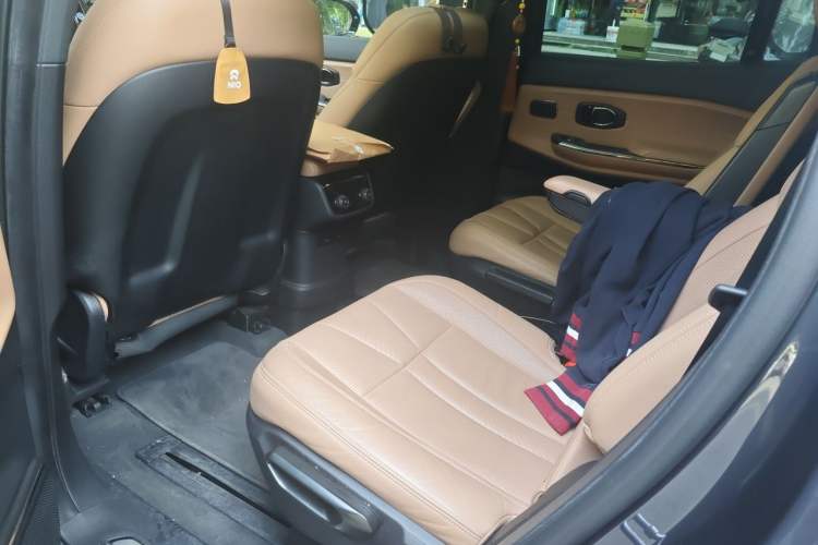 Used Nio ES8 2022 100 kWh Six-Seater Version Left Rear Seat