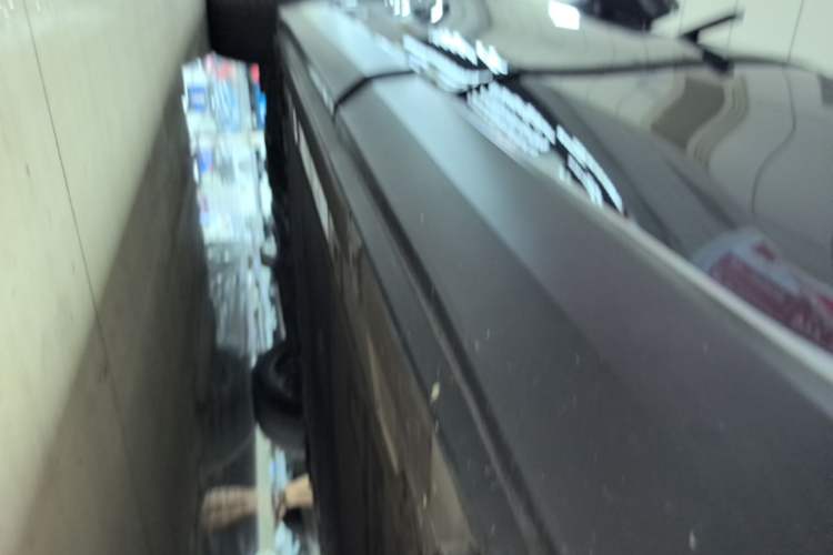 Used Nio ES8 2022 75 kWh Six-Seater Version Left Side Sill