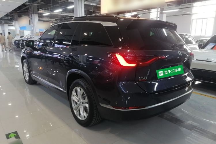 Used Nio ES8 2022 100 kWh Six-Seater Version Rear Left 45 Deg