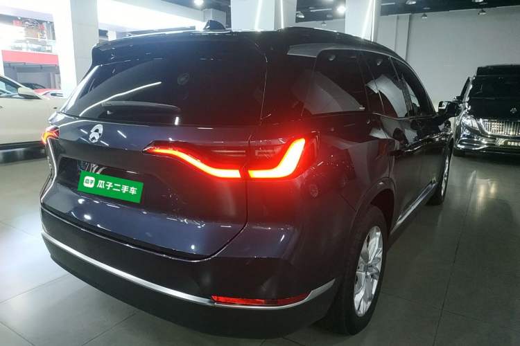 Used Nio ES8 2022 75 kWh 7-Seater Version Rear Right 45 Deg
