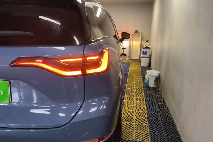 Used Nio ES8 2022 100kWh Signature Edition Six-Seater Right Rear Taillight