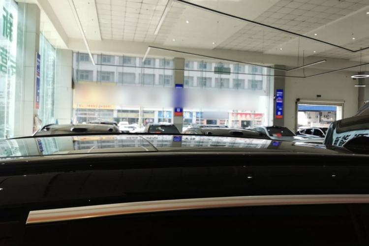 Used Nio ES8 2022 100 kWh Six-Seater Version Roof