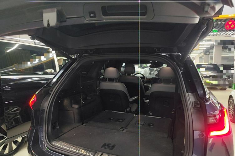 Used Nio ES8 2022 75 kWh Six-Seater Version Trunk