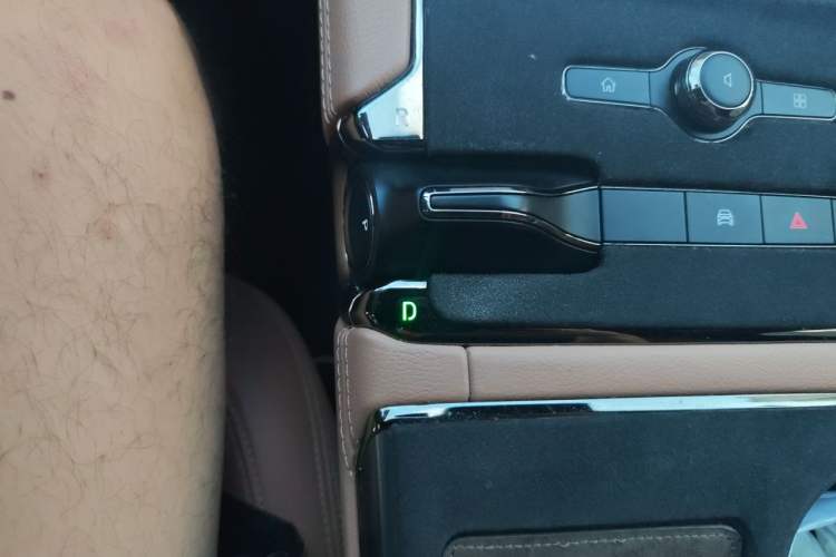 Used Nio ES8 2022 100 kWh Six-Seater Version Gear Lever