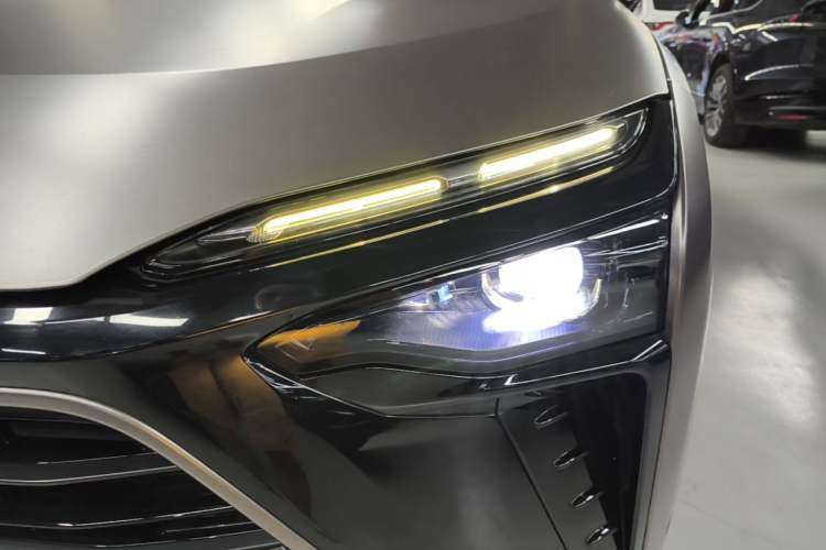 Used Nio ES8 2022 75 kWh Six-Seater Version Left Front Headlight