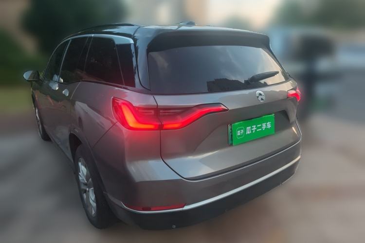 Used Nio ES8 2022 100 kWh Six-Seater Version Rear Left 45 Deg
