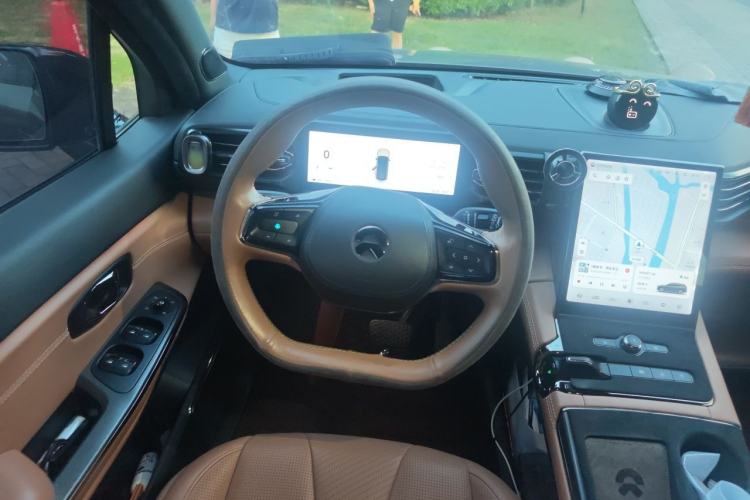 Used Nio ES8 2022 100 kWh Six-Seater Version Steering Wheel