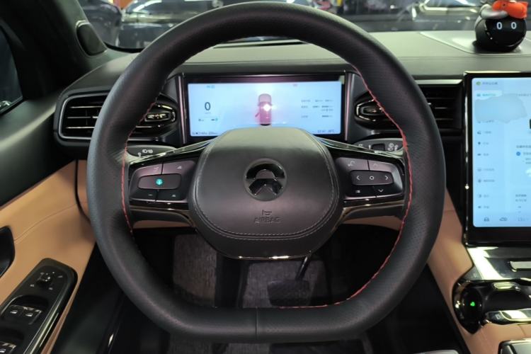 Used Nio ES8 2022 75 kWh Six-Seater Version Steering Wheel