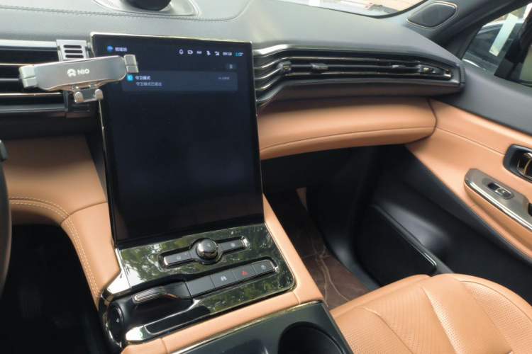 Used Nio ES8 2022 75 kWh Six-Seater Version Audio And AC Panel
