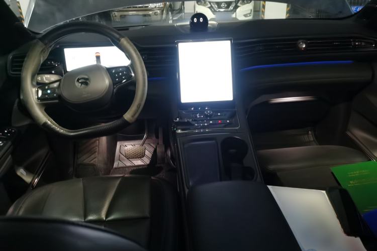 Used Nio ES8 2022 75 kWh Six-Seater Version Center Console
