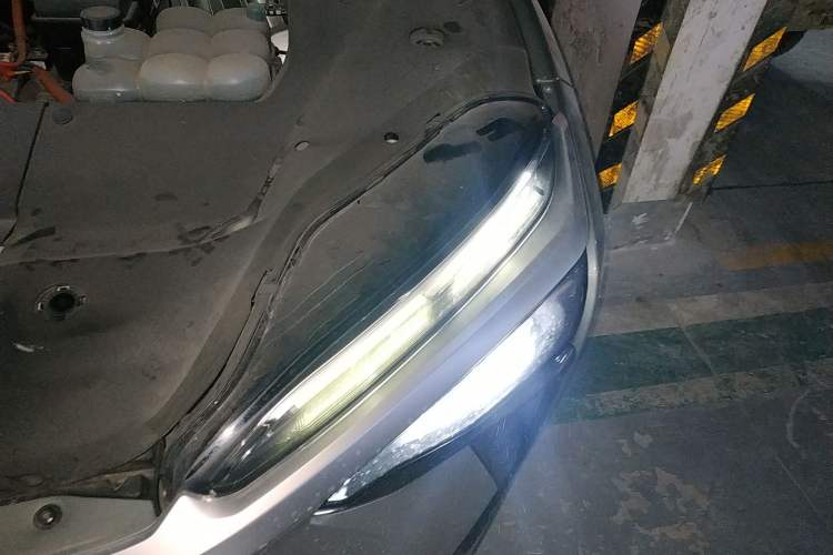 Used Nio ES8 2022 100 kWh Six-Seater Version Engine Bay Left