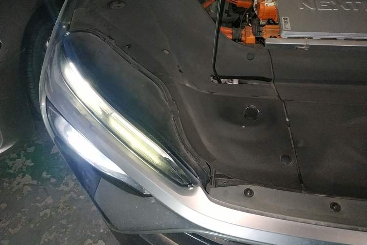 Used Nio ES8 2022 100 kWh Six-Seater Version Engine Bay Right