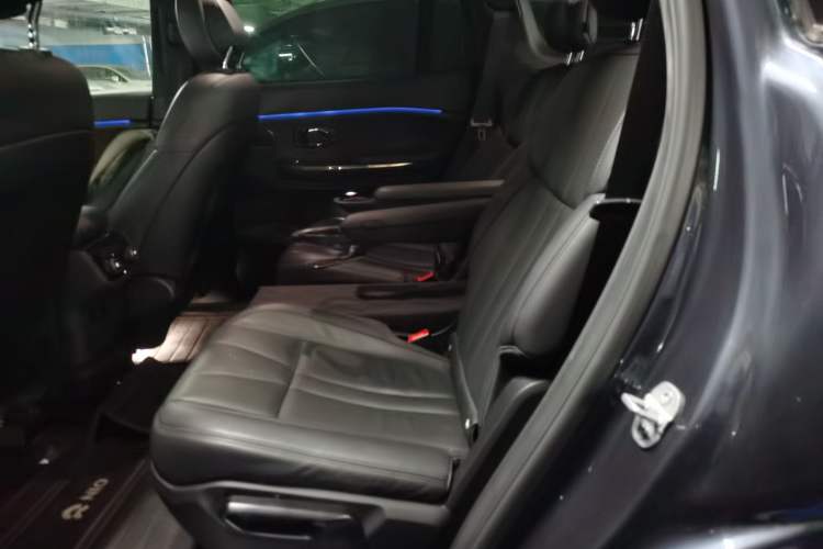 Used Nio ES8 2022 75 kWh Six-Seater Version Left Rear Seat