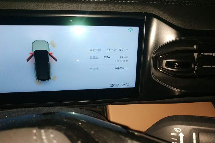 Used Nio ES8 2022 100 kWh Six-Seater Version Odometer Close Up