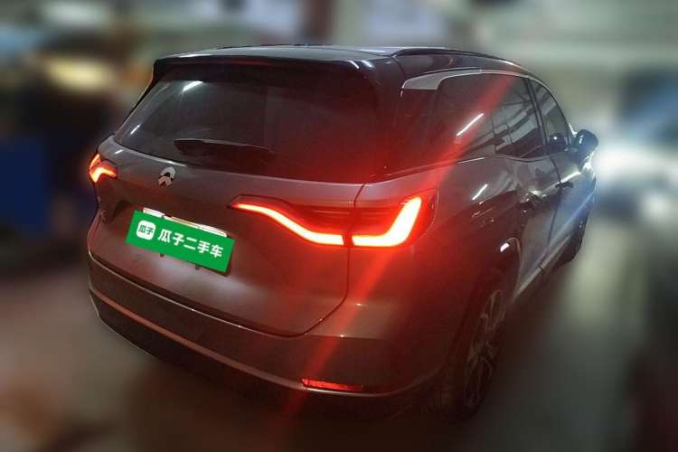 Used Nio ES8 2022 100 kWh Six-Seater Version Rear Right 45 Deg