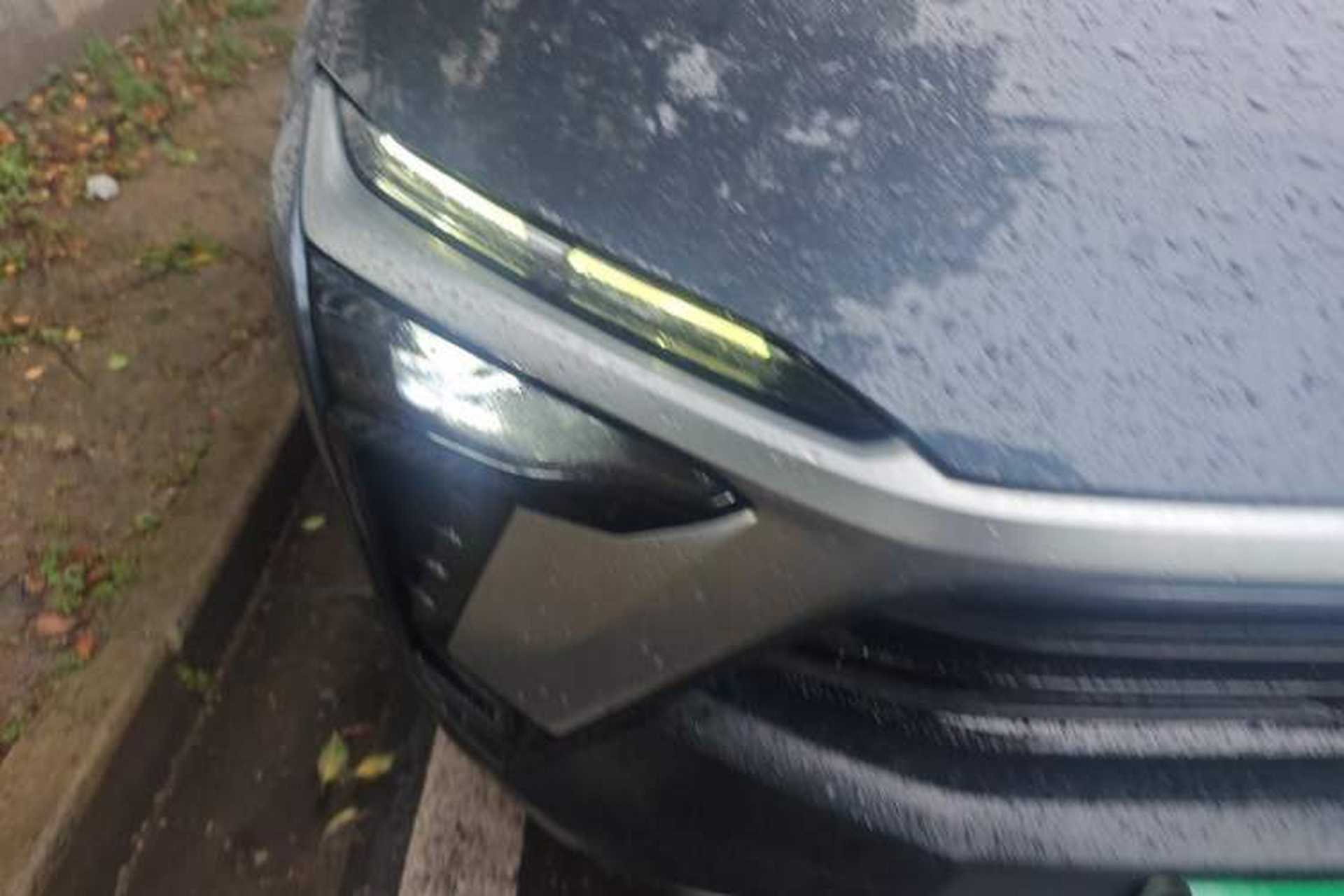 Used Nio ES8 2022 100 kWh Six-Seater Version Right Front Headlight