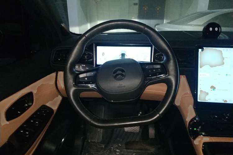 Used Nio ES8 2022 100 kWh Six-Seater Version Steering Wheel