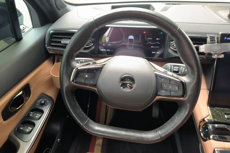 Used Nio ES8 2022 75 kWh Six-Seater Version Steering Wheel