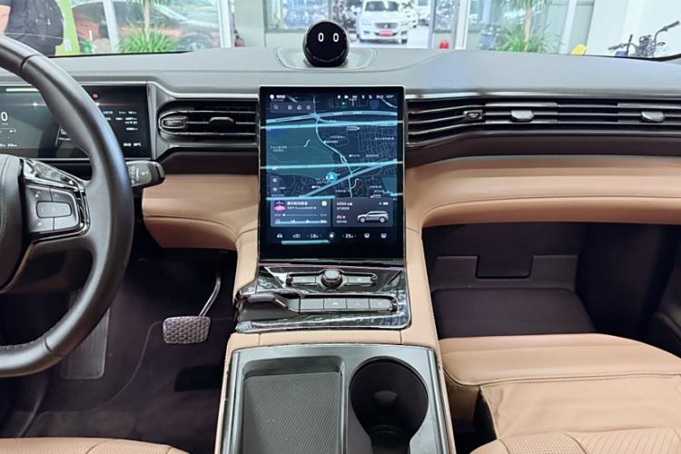 Used Nio ES8 2022 75 kWh Flagship Version Six Seats Audio And AC Panel