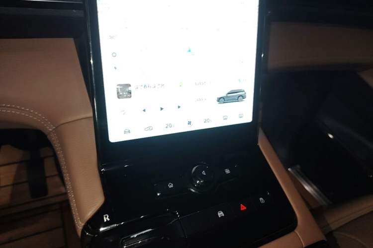 Used Nio ES8 2022 100 kWh Six-Seater Version Audio And AC Panel