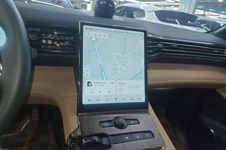 Used Nio ES8 2022 75 kWh 7-Seater Version Audio And AC Panel