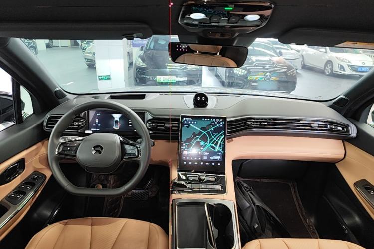 Used Nio ES8 2022 75 kWh 7-Seater Version Center Console