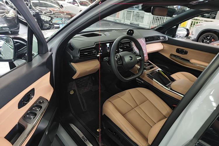 Used Nio ES8 2022 75 kWh 7-Seater Version Driver Seat